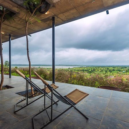 Saffronstays Zen, Igatpuri - Lake-View Villa With Indoor And Outdoor Games Eksteriør bilde