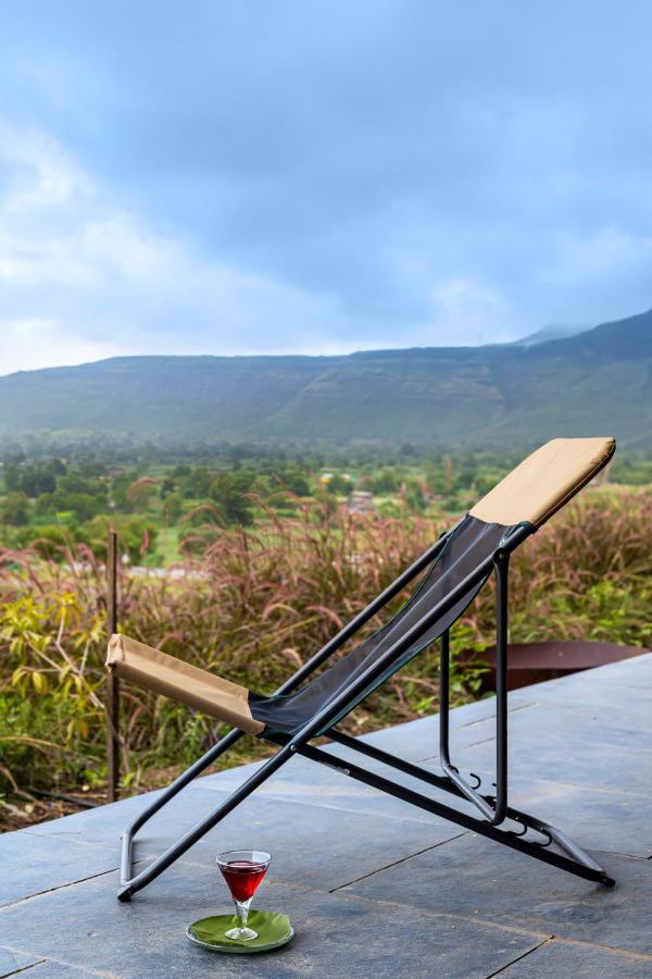 Saffronstays Zen, Igatpuri - Lake-View Villa With Indoor And Outdoor Games Eksteriør bilde