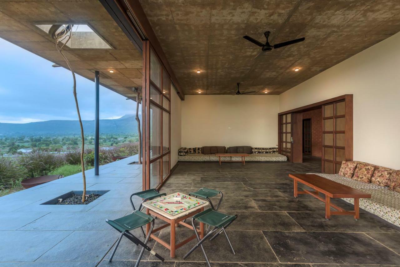 Saffronstays Zen, Igatpuri - Lake-View Villa With Indoor And Outdoor Games Eksteriør bilde